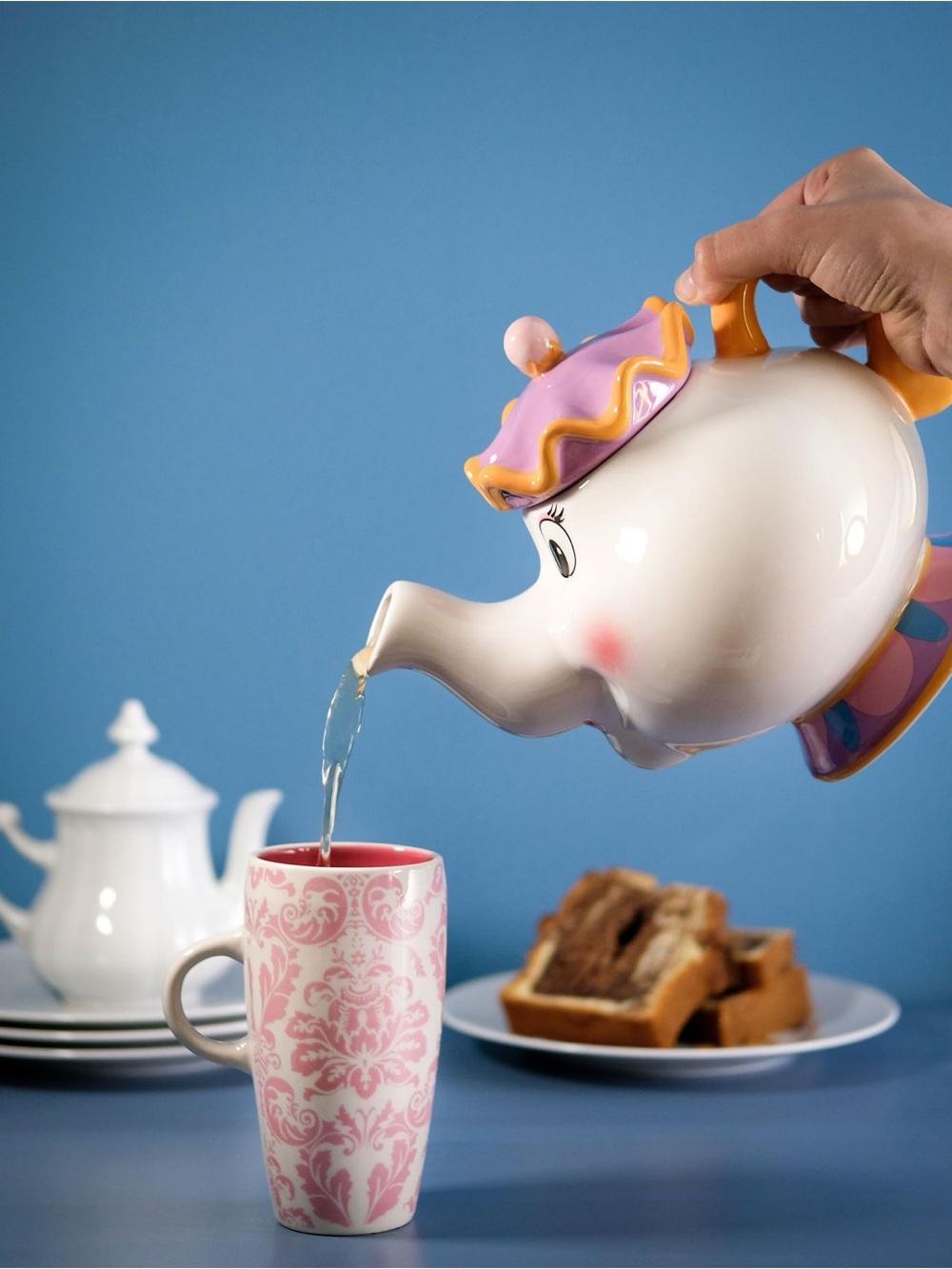 Beauty and the Beast Mrs Potts Ceramic Teapot - Picture 4 of 11